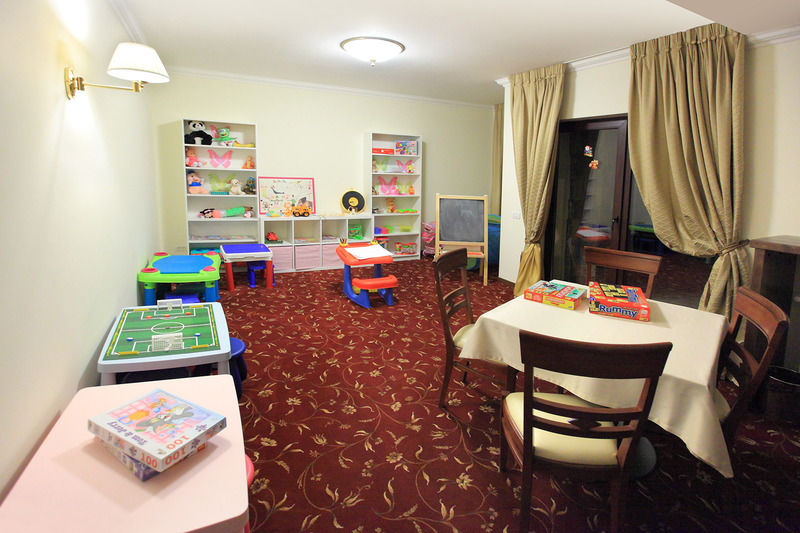 Hotel Boutique Belvedere Sinaia Bagian luar foto