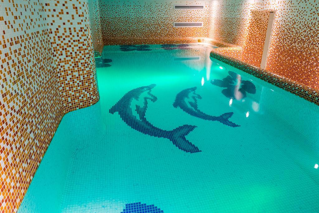 Hotel Boutique Belvedere Sinaia Bagian luar foto